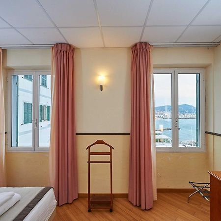 Hotel Corallo Imperia Ruang foto